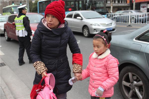 http://s.yun12.cn/tdqsyxx/images/bfbvubp4x5l20200520142053.jpg